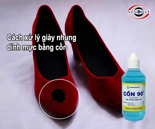 Cách vệ sinh vết mực trên giày nhung bằng cồn