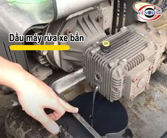 dầu máy bị bẩn