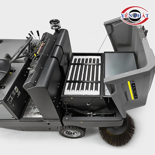 Xe quét rác ngồi lái Karcher KM 120/250 R D Classic 8