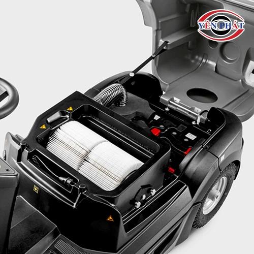 Xe quét rác ngồi lái Karcher KM 90/60 R Bp Adv 6