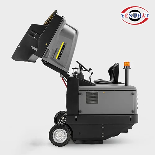 Xe quét rác ngồi lái Karcher KM 120/250 R Bp Classic 10