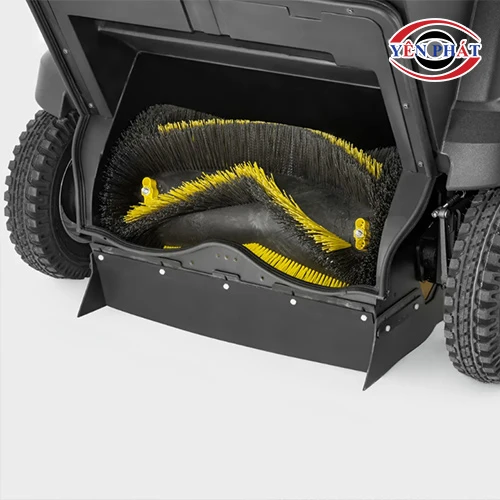 Xe quét rác ngồi lái Karcher KM 105/110 R D+KSSB 5