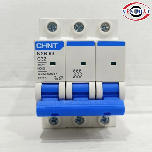 At tô mát máy rửa xe 3