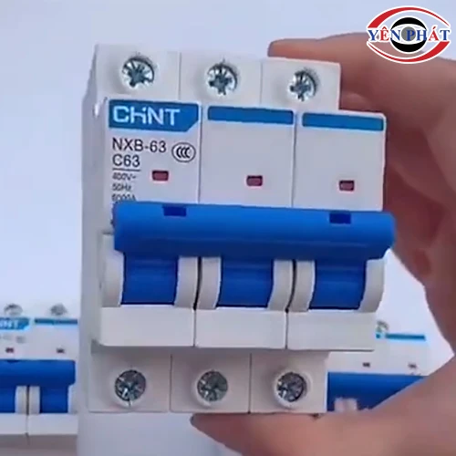 At tô mát máy rửa xe 4