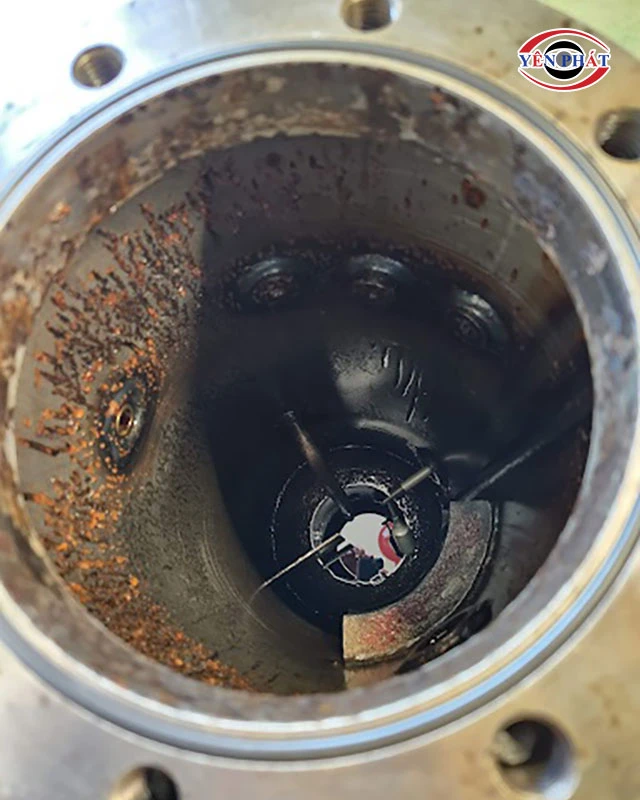 linh kiện máy bị han gỉ