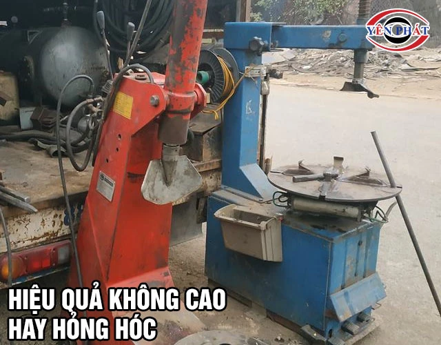 Nhược điểm máy ra vào lốp cũ