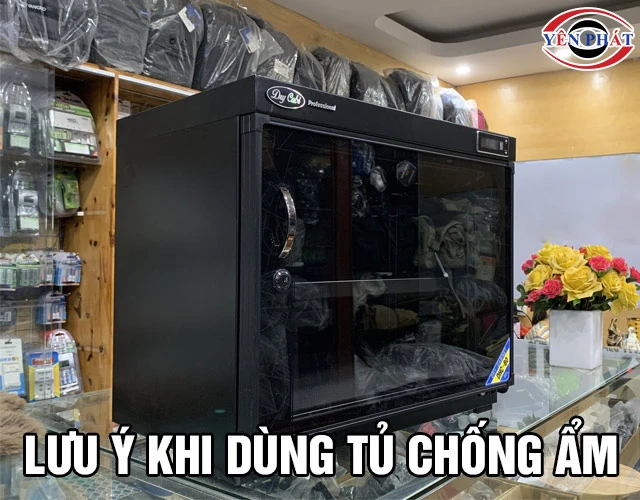 Lưu ý khi dùng tủ chống ẩm Dry-Cabi DHC 080 II 
