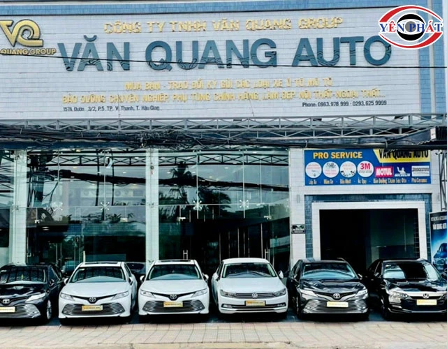 Tiệm rửa xe Hậu Giang
