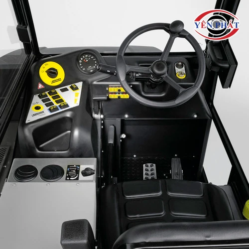 Xe quét rác đường ngồi lái Karcher KM 150/500 R D 4