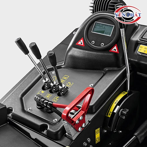 Xe quét rác đường ngồi lái Karcher KM 105/180 R Bp Classic 8