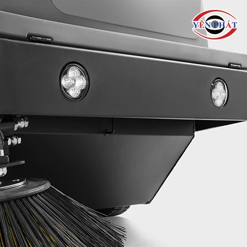Xe quét rác đường ngồi lái Karcher KM 105/180 R Bp Classic 4