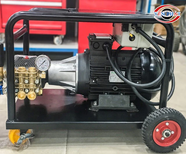 Máy rửa xe 5HP Ý AR 5HP chất lượng
