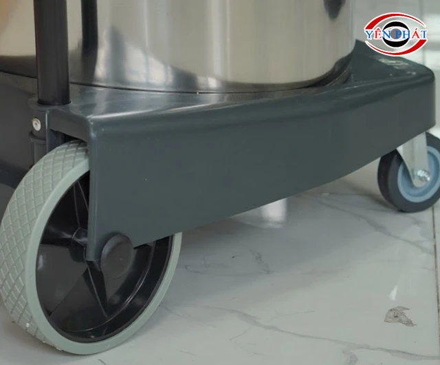 Bánh xe hỗ trợ di chuyển tiện lợi