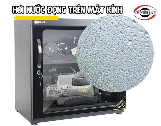 hơi nước đọng trên mặt cửa kính