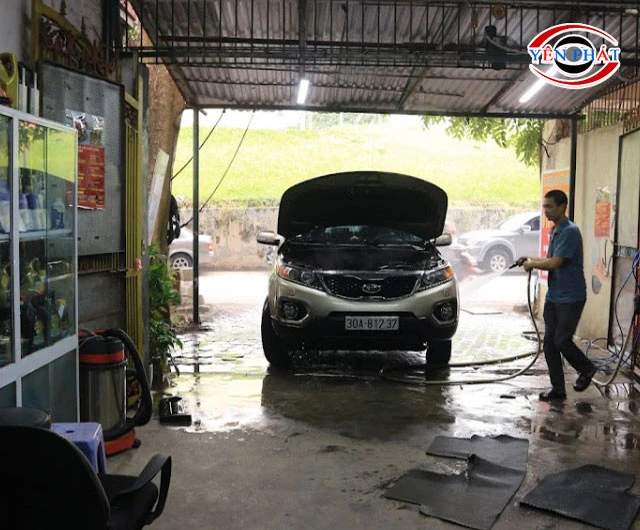 Tiệm rửa xe Long Biên giá rẻ Autocare