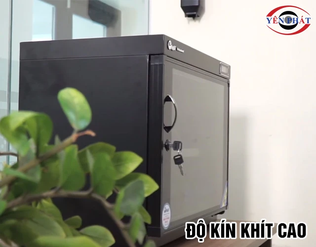 tủ chống ẩm máy ảnh FujiE AD080II có độ kín kít cao
