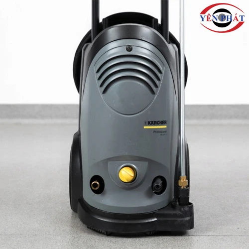 Máy rửa xe chuyên nghiệp Karcher HD 5/11 C 4