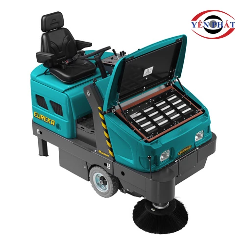 Xe quét rác đường ngồi lái công nghiệp MAGNUM HDK 2