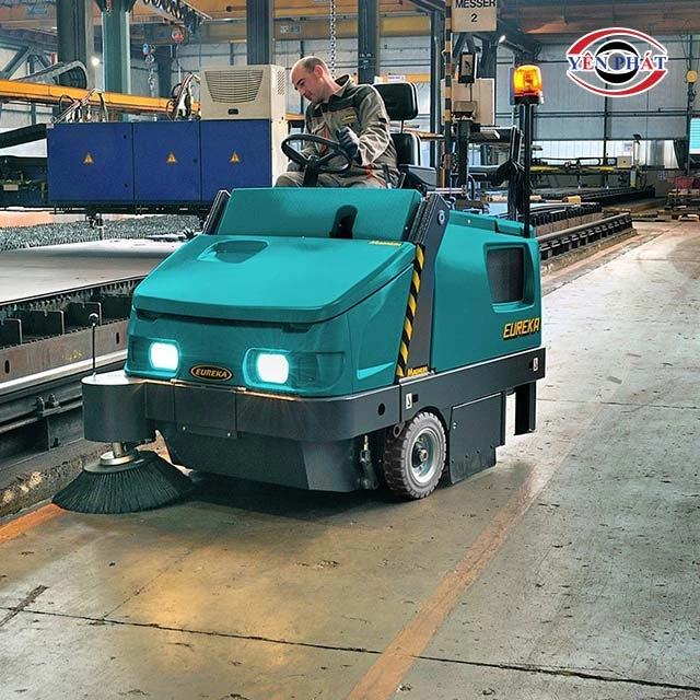 Xe quét rác MAGNUM HDK