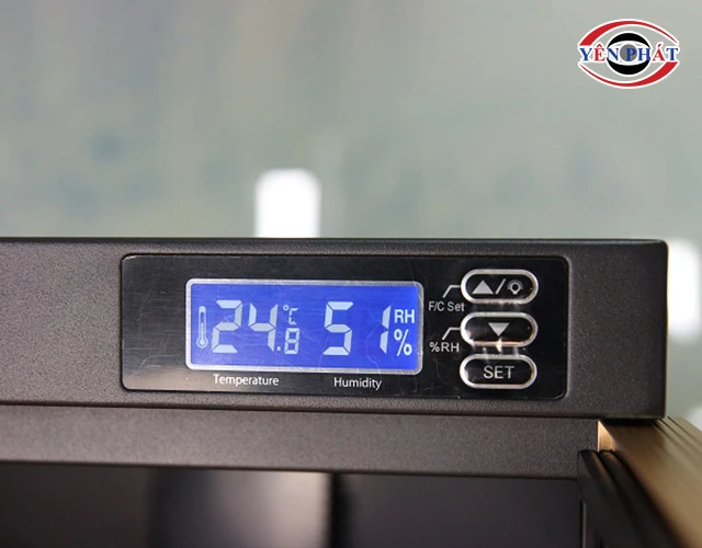 Bảng điều khiển