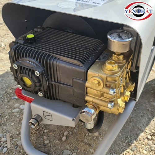 Máy rửa xe nước lạnh IPC PW-C85 1915P4 T 4