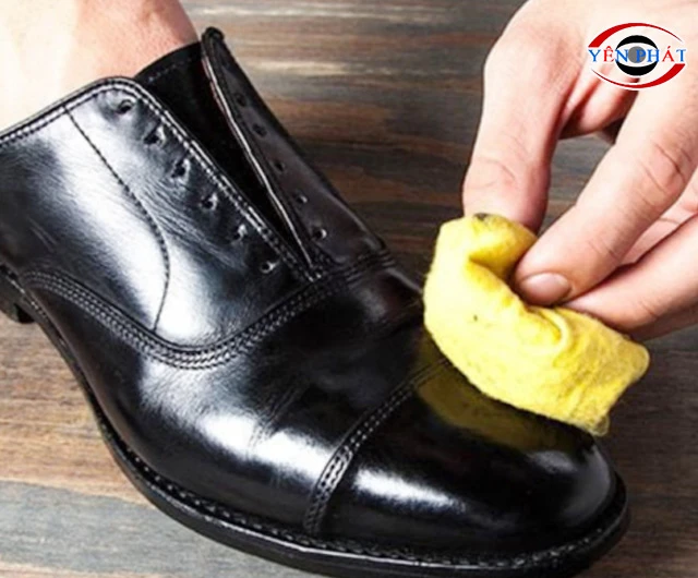 Dùng hỗn hợp xà phòng