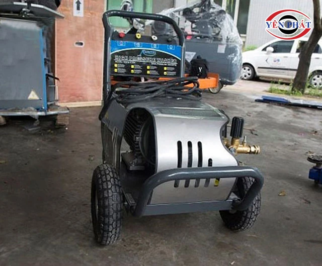 Máy rửa xe Kouritsu 19M36 - 5.5T4 5000W