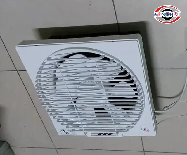 lắp quạt thông gió
