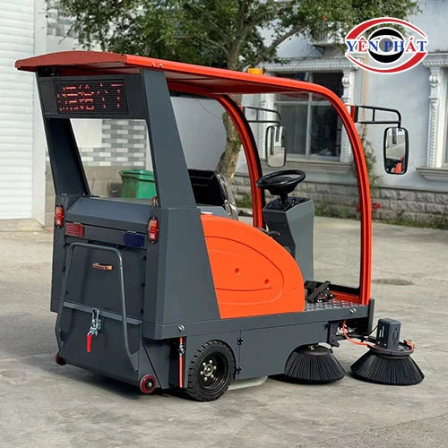 Xe quét rác nhà xưởng Kumisai KMS-1900 2