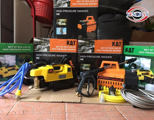 máy rửa xe KAT