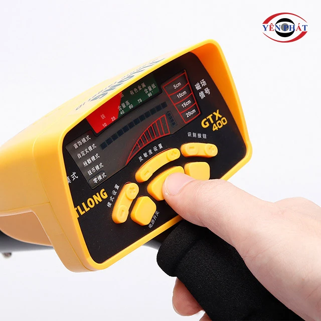 màn hình điều khiển của Máy dò kim loại GTX 400