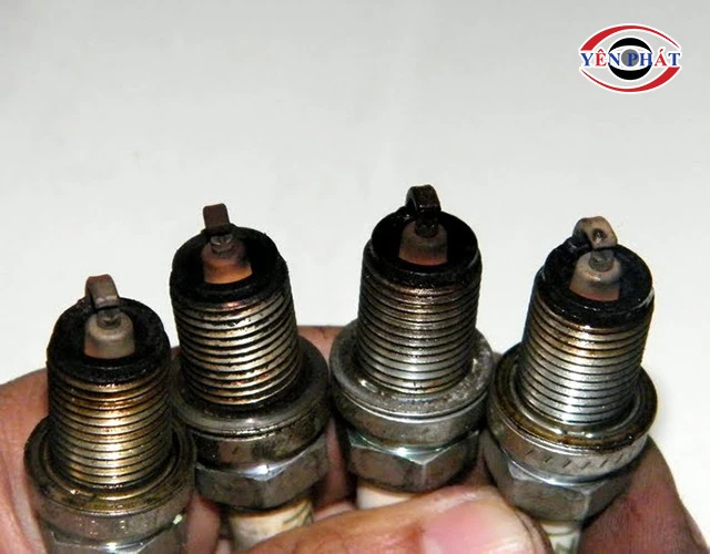 Bugi đánh lửa hỏng hóc