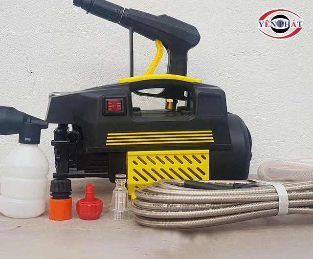 Máy phun rửa xe Sakura 1800W