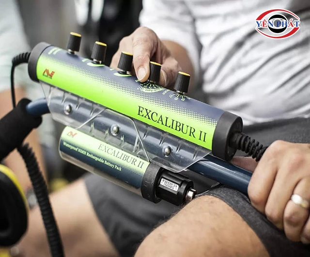 Máy dò kim loại dưới nước Excalibur II Minelab