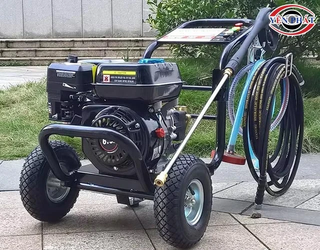 Máy xịt rửa xe Palada 2900-9.0HP mạnh mẽ