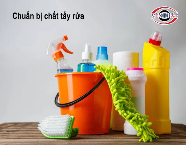 chuẩn bị chất tẩy rửa