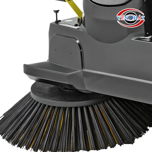 Xe quét rác đường ngồi lái Karcher KM 170/600 R D Classic 3