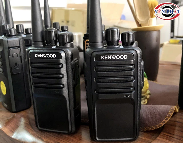 Máy bộ đàm Kenwood