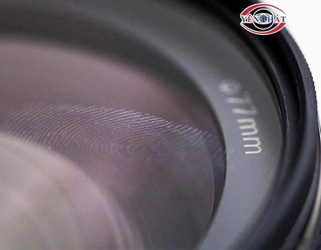 Nguyên nhân lens bị mốc