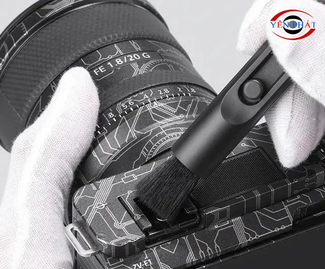 Vệ sinh máy ảnh thường xuyên