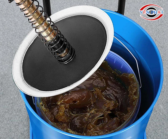 Thùng mỡ dung tích lớn