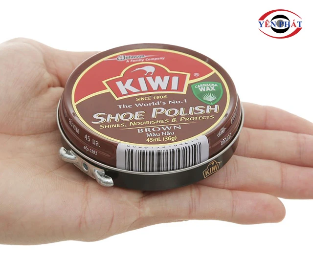 thiết kế nhỏ gọn của xi đánh giày Kiwi nâu