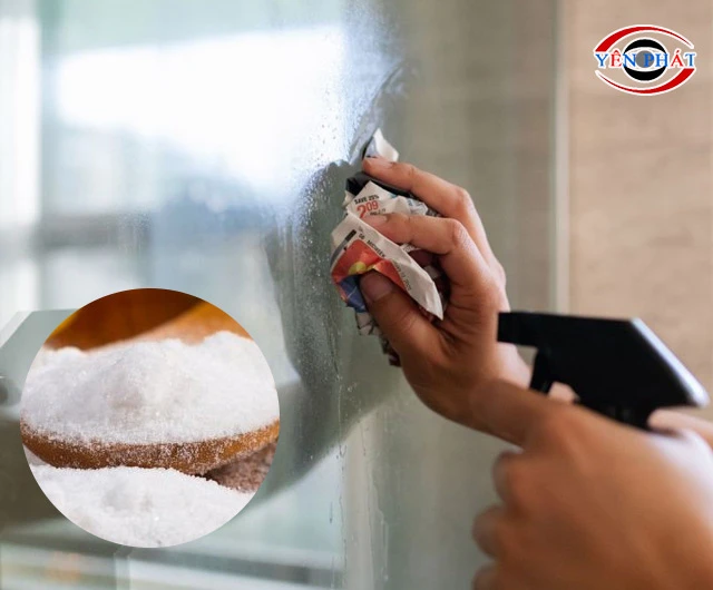 Hô biến kính sạch trong bằng muối