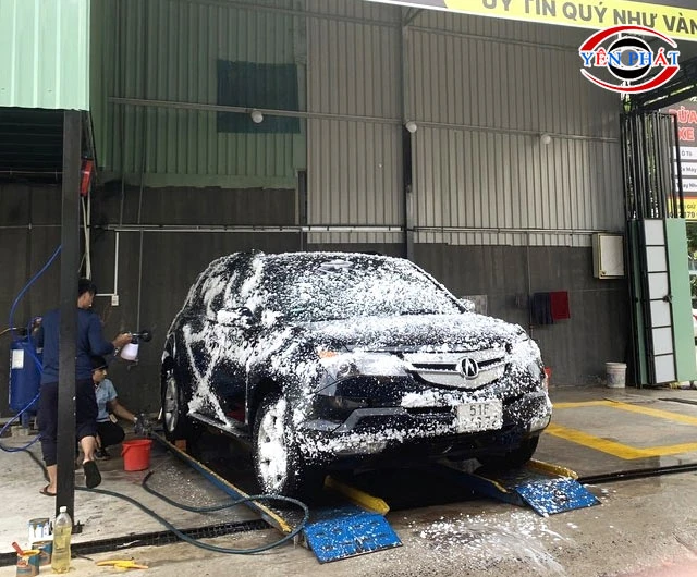 Đầu tư bộ đồ nghề rửa xe