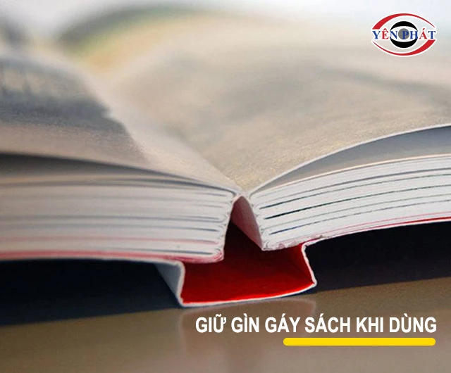 giữ gìn gáy sách