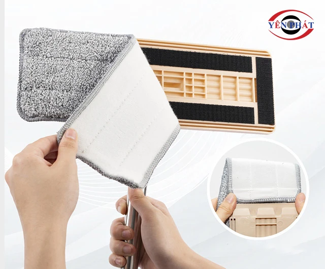 Lắp bông lau vào bàn lau