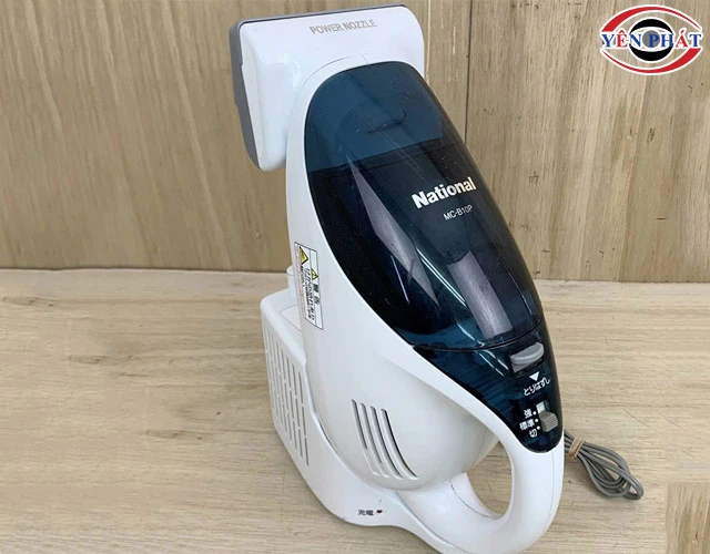 Máy hút bụi National MC-B10P