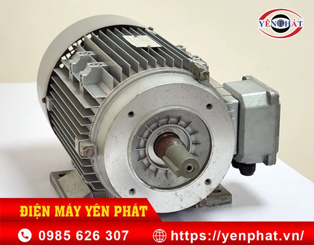 yên phát cung cấp motor máy xịt rửa xe 3KW chính hãng
