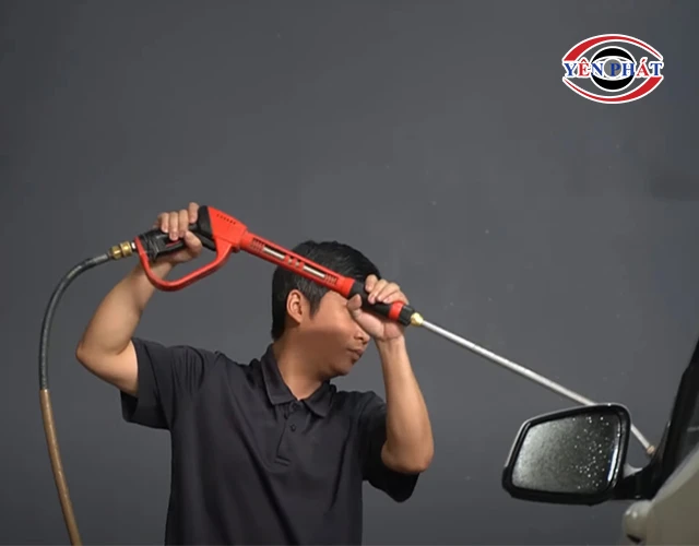 sử dụng Súng cao áp model: G6