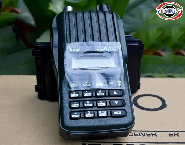 Bộ đàm cầm tay iCOM IC-G80 hiện đại